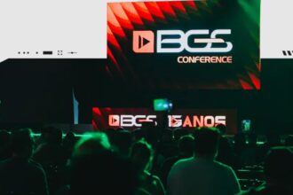 Imagem mostra o público durante a BGS Conference