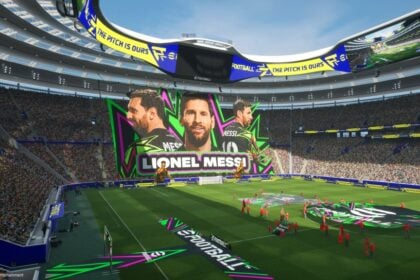 Imagem mostra um estádio com faixas para Lionel Messi no eFootball, da Konami